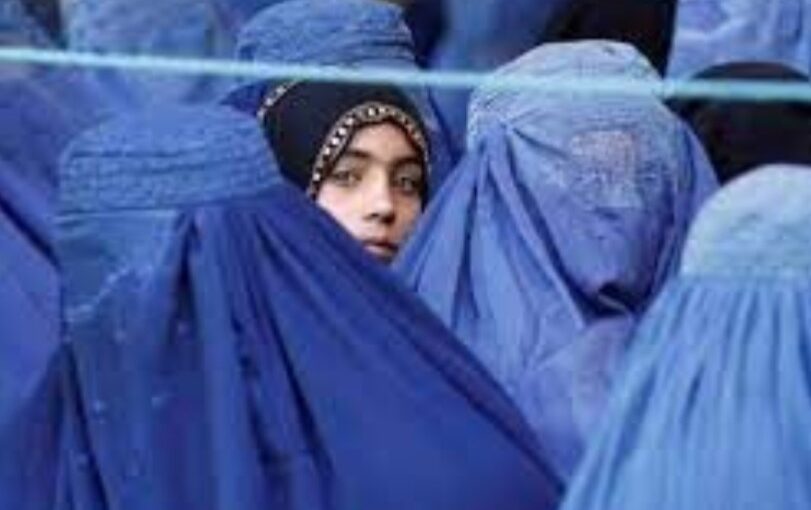 LO STUPRO DELLE BAMBINE AFGHANE NEL MATRIMONIO È LEGGE. IL MONDO GUARDA DALL’ALTRA PARTE